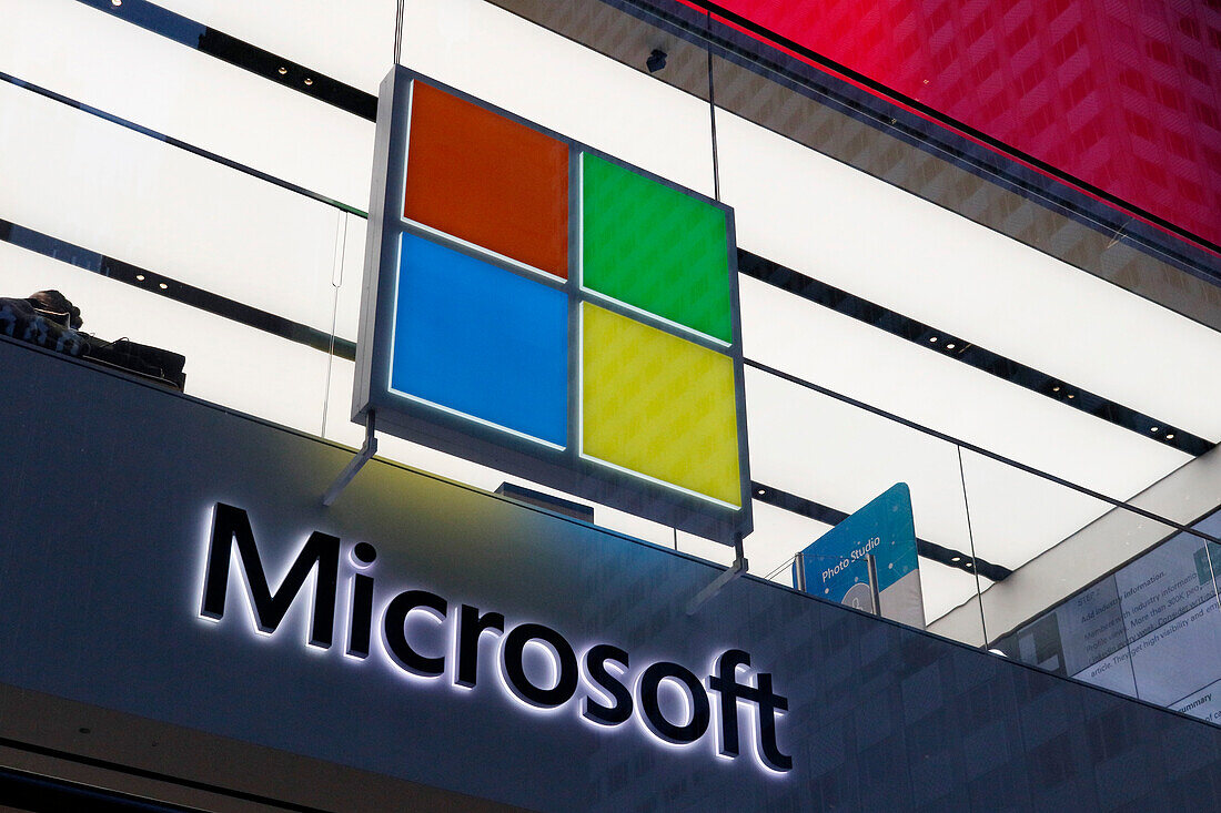 USA. New Yorker Stadt. Manhattan. Die Fifth Avenue. Das Microsoft-Geschäft.