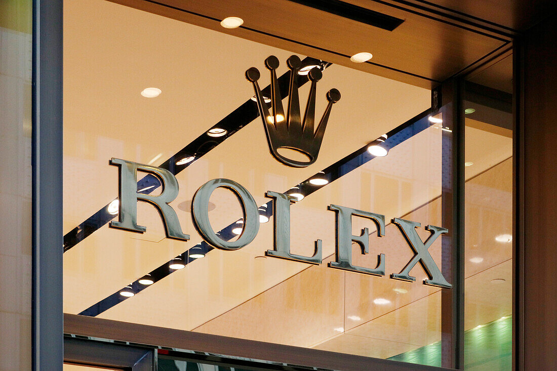 USA. New York City. Manhattan. Die Fifth Avenue. Das Rolex-Geschäft.