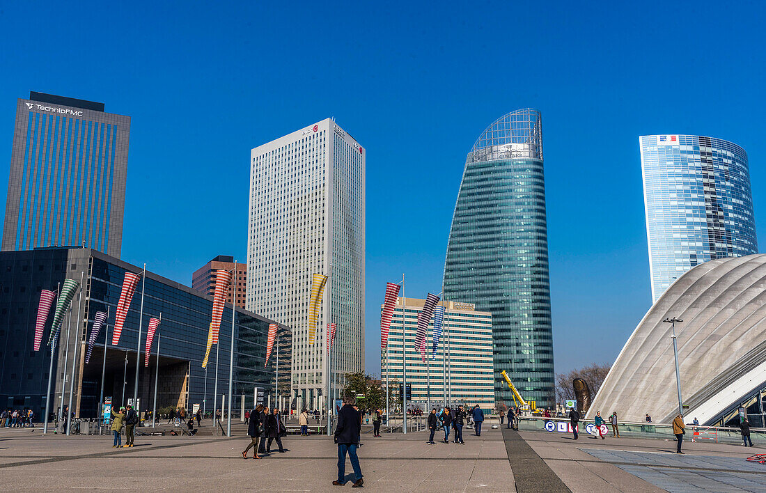 Grand Paris (Greater Paris),La Defense office district,Tours Adria (Technip company),Egee (Elior group),T1 (Engie),Sequoia (Ministry of Ecology),Pullman Hotel,CNIT