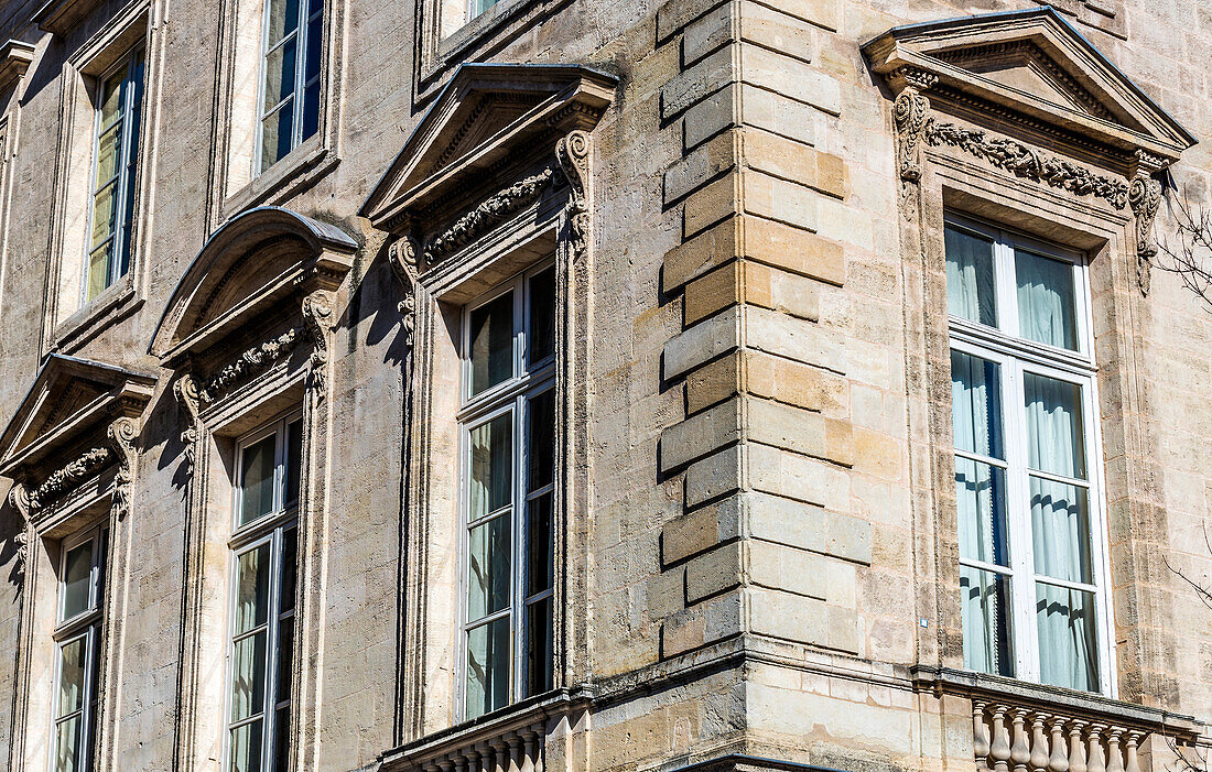 France,New Aquitaine,Bordeaux,buildings at the corner of the street Louis and the chemin Chapeau Rouge (UNESCO World Heritage)