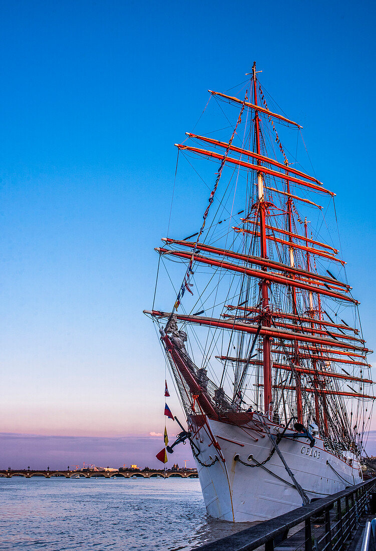 Frankreich,Gironde,Bordeaux,Fête du Fleuve 2019,SEDOV russisches Schulschiff (117 Meter lang)