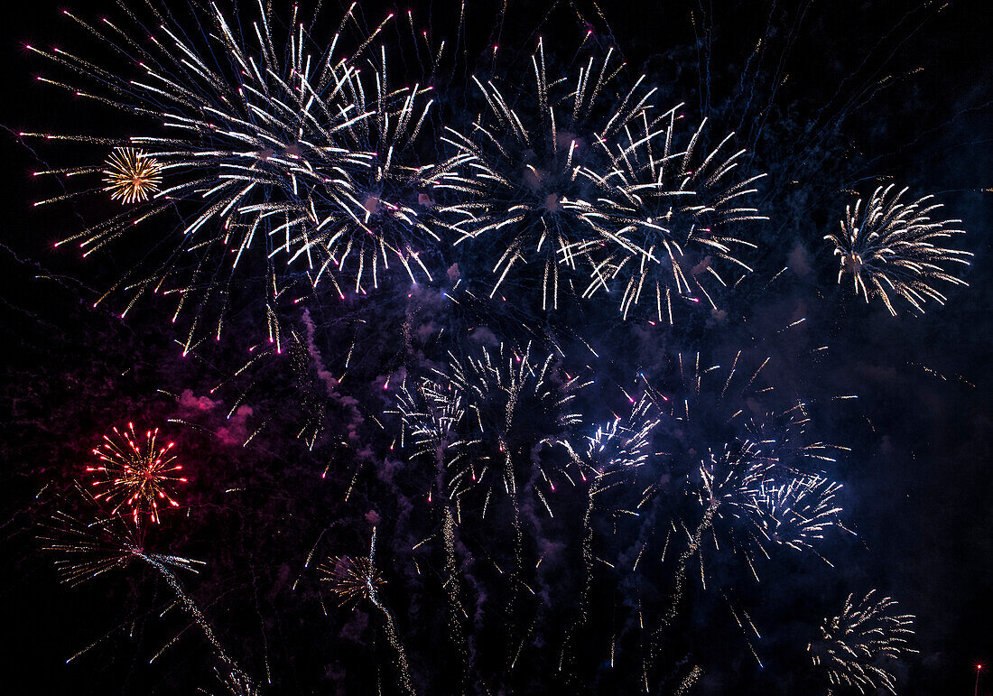 France,Gironde,Bordeaux,Fête du Fleuve 2019,pyrotechnic show "L'echappee Belle" of the Groupe F