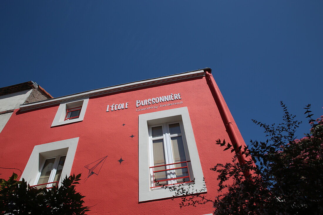 Frankreich,Nantes,Reze,44,Trentemoult, "ecole buissonniere",espace de coworking.