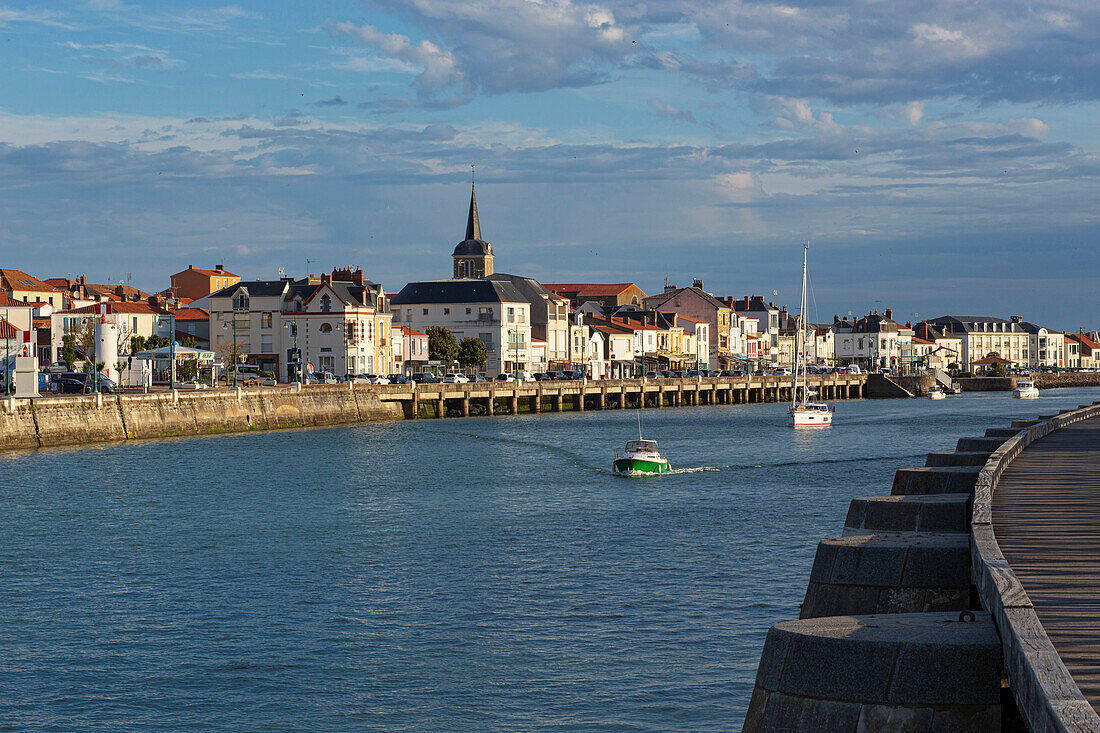 France,Les Sables d'Olonne,85,channel facing the Quai des Boucaniers,La Chaume district.