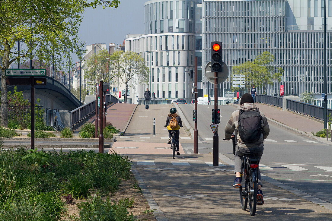 France,Nantes,44,General d'Audibert bridge,cycling path