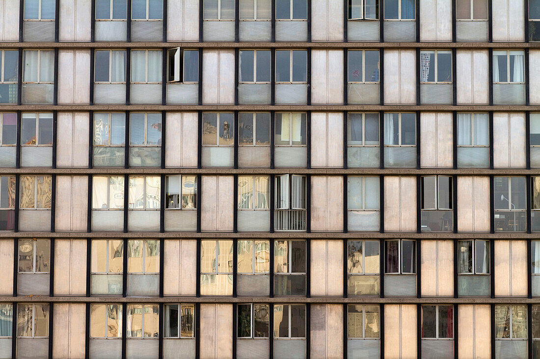 France,Paris,75,13th arrondissement,rue Croulebarbe,details of the facade of a residential building