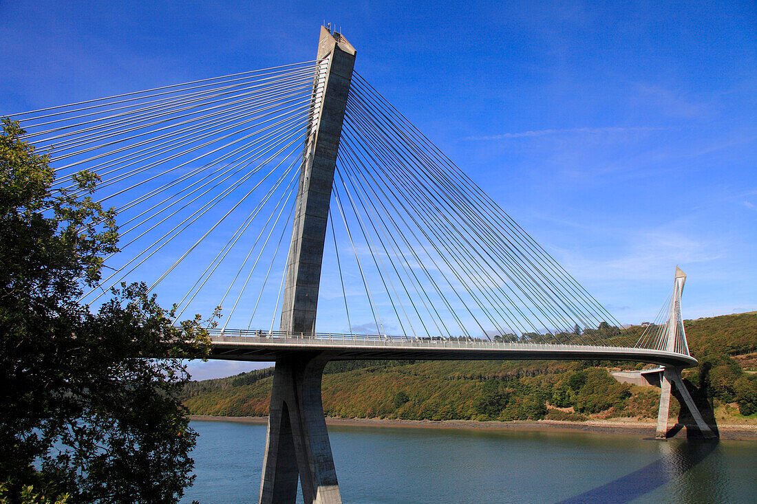 France,Brittany,Finistere department (29),Plougastel peninsula,Terenez bridge on aulne river (between Argol and Rosnoen)