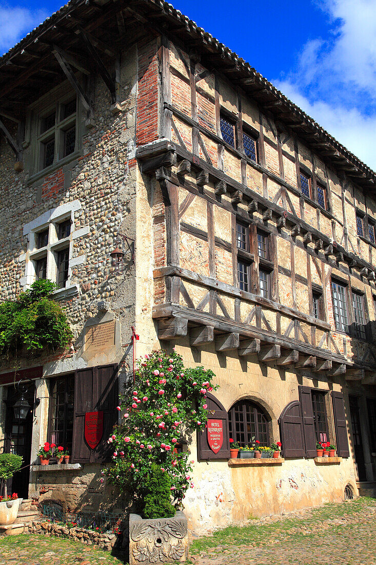 Frankreich,Auvergne Rhone Alpes,Ain department (01),Perouges (medieval village)