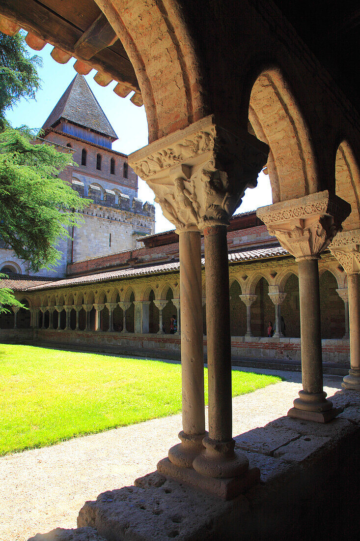 France,Occitanie,Tarn et garonne (82),Moissac,Saint Pierre abbey,the cloister,Unesco world heritage