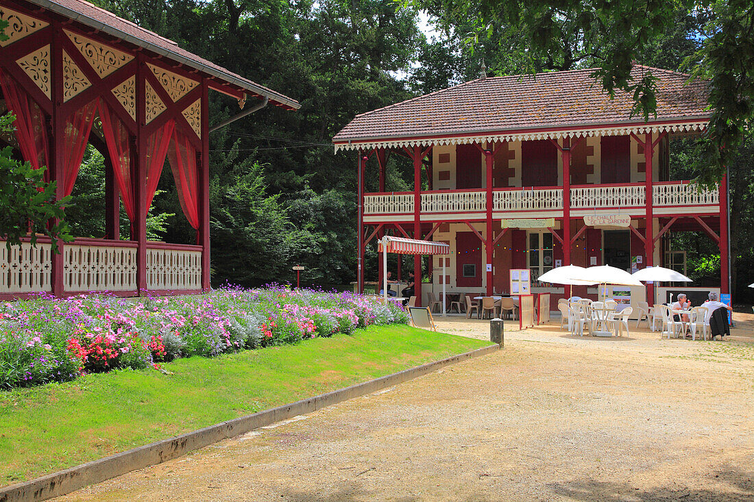 France,Nouvelle Aquitaine,Lot et Garonne department (47),Nerac,la Garenne park