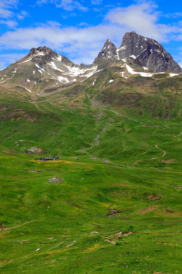 France,Nouvelle Aquitaine,Pyrenees Atlantiques department (64),Bearn,National park of Pyrenees,pic du midi d'Ossau and Aneou circle