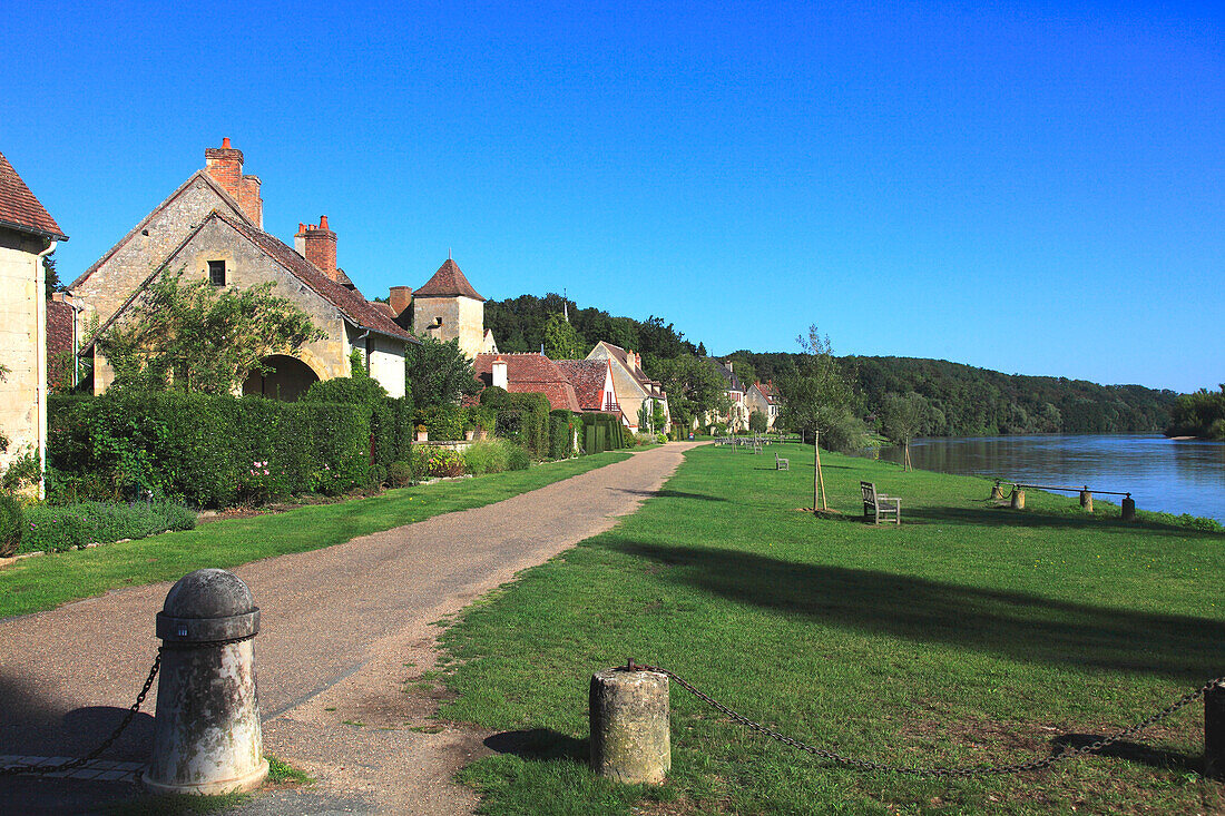 France,Centre Val de Loire,Cher department,Apremont sur Allier