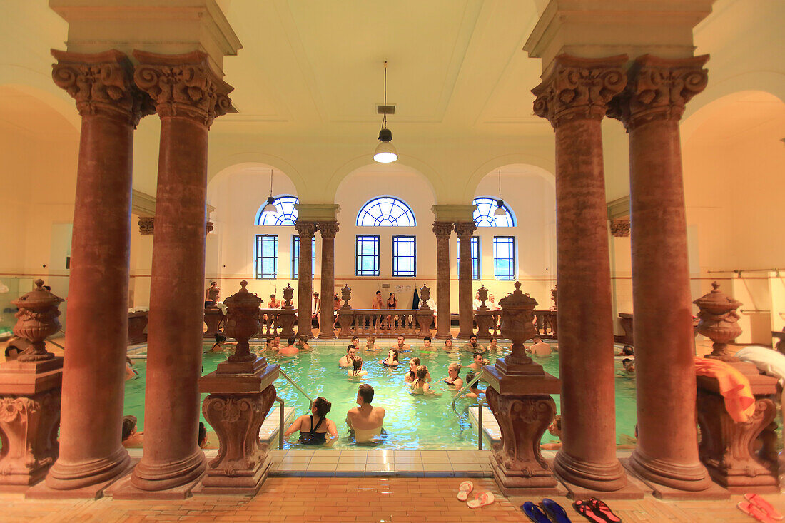 Europa,Hungary,Budapest,Szechenyi baths.