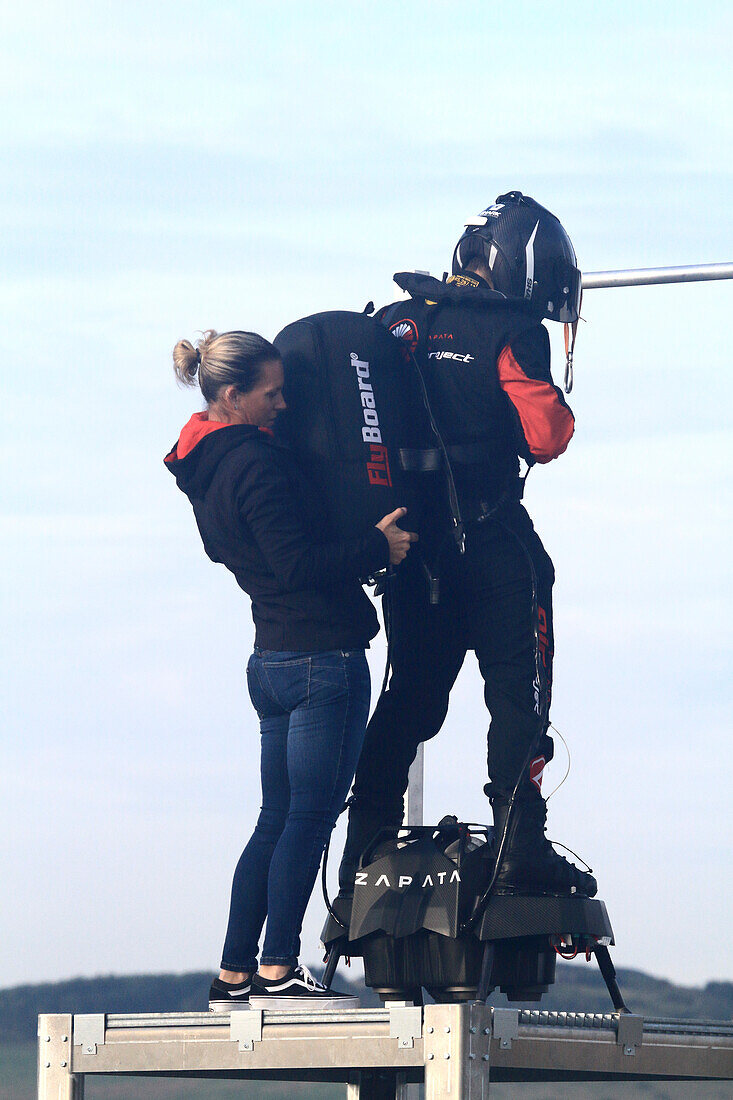 Departure of the crossing of the Channel successful on 04/08/2019 by Franky Zapata,the man flying with his Flyboard. With Chrystel Zapata