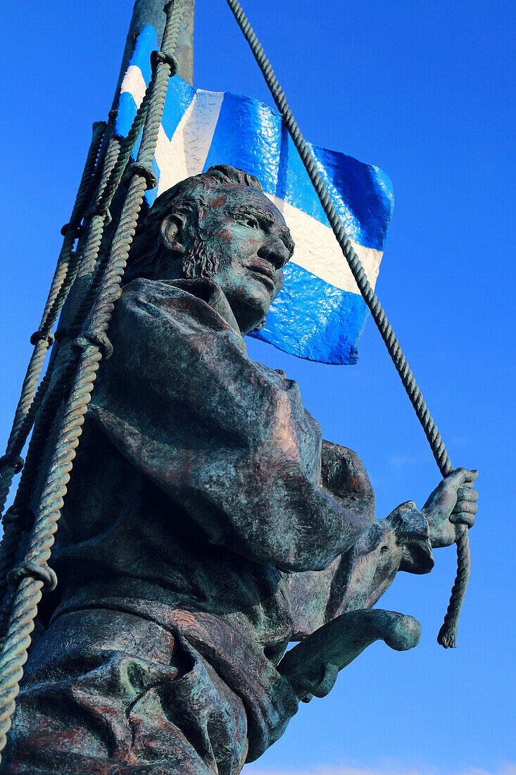 France,Hauts de France,Calais,Tom Souville statue  By ARIANE DELEPIERRE