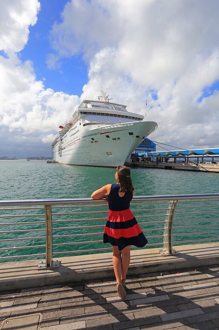 Usa,Puerto Rico,San Juan. Kreuzfahrtschiff