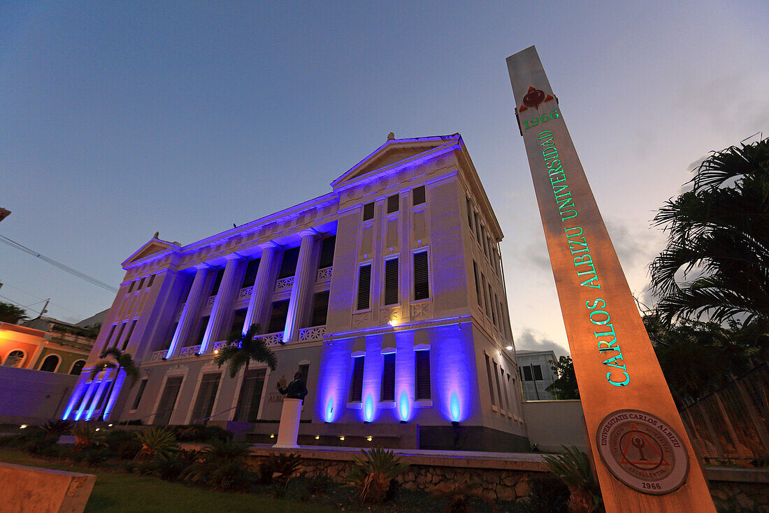 Usa,Porto Rico,San Juan. Carlos Albizu University