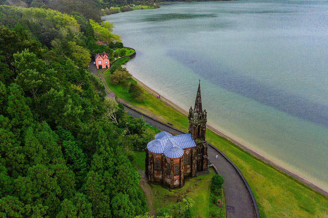 . Lagoa das Furnas