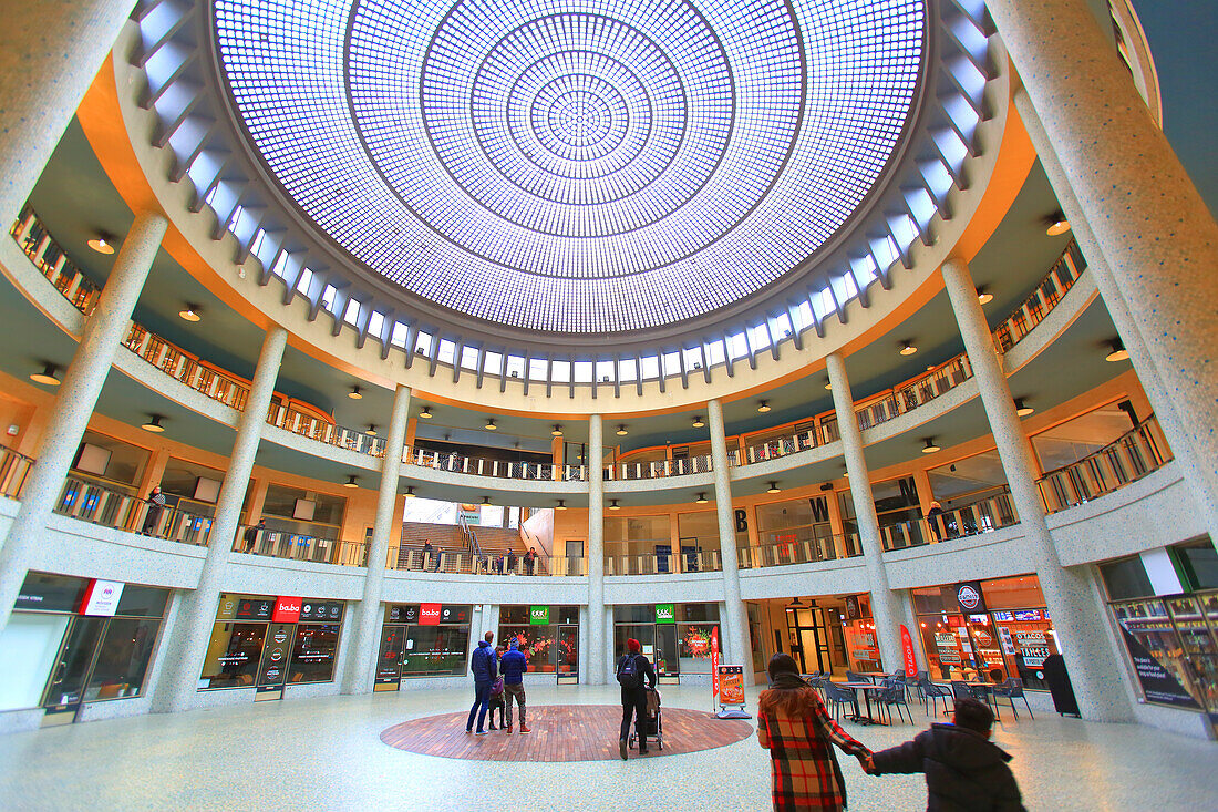 Europa,Belgien,Brüssel. Ravenstein Einkaufszentrum, Bogen. Alexis und Philippe Dumont