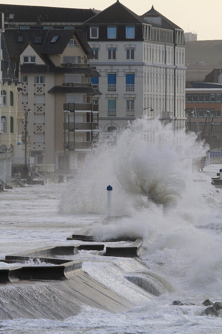 France,Hauts de France,Pas de Calais,Opal Coast,Ciara storm. Wimereux seaside