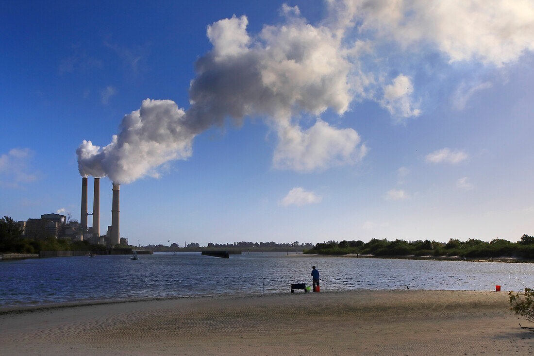 Usa,Florida. Hillsborough Grafschaft. Apollo Strand. Teco-Big-Bend-Station