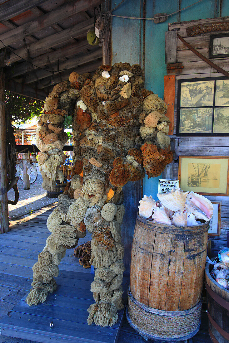 Usa,Florida. Key West. Schaufensterpuppe aus Naturschwämmen