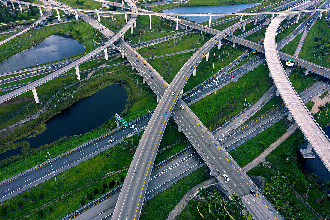 Usa,Florida,Miami. Weston,US75 and US595 motorway interchange