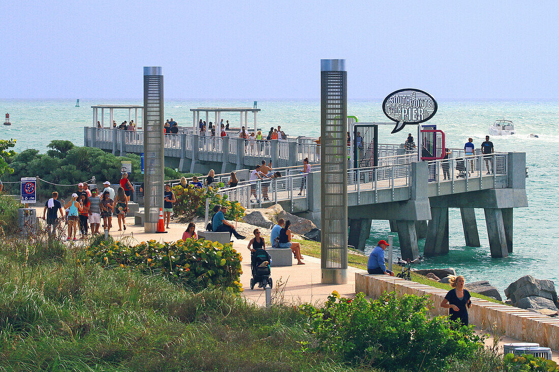 Usa,Florida,Miami,South Beach,South Pointe Pier