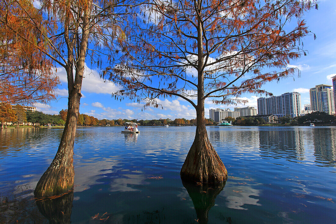 Vereinigte Staaten, Floride, Orlando. See Eola Park