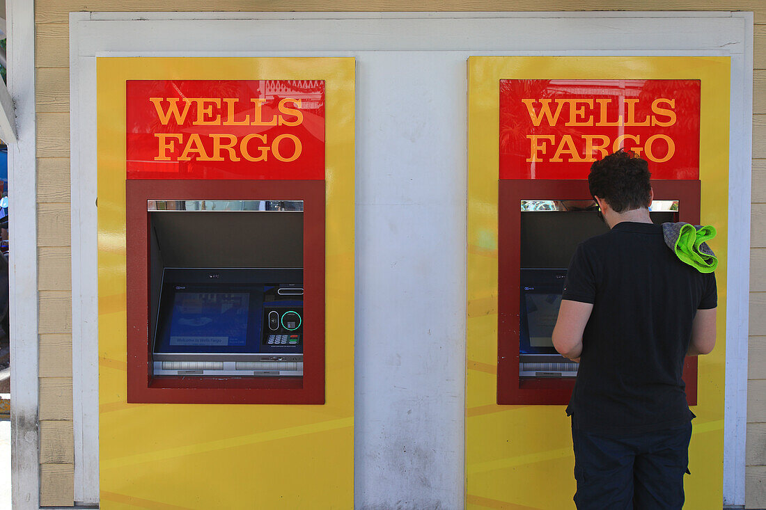 Wells fargo ATM