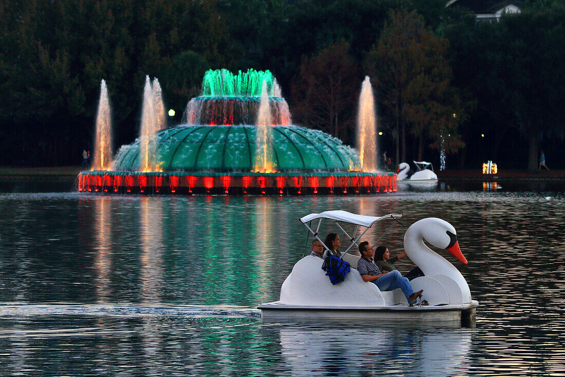 Vereinigte Staaten, Floride, Orlando. See Eola Park