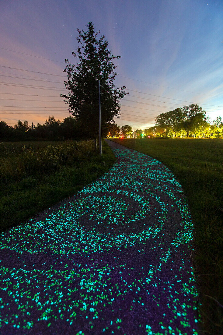 Europe,Nederlands. Eindhoven. Van Gogh - Roosegaarde Cycle Path