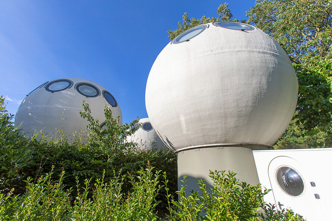 Europa,Niederlande. Bolwoningen Buble-Haus