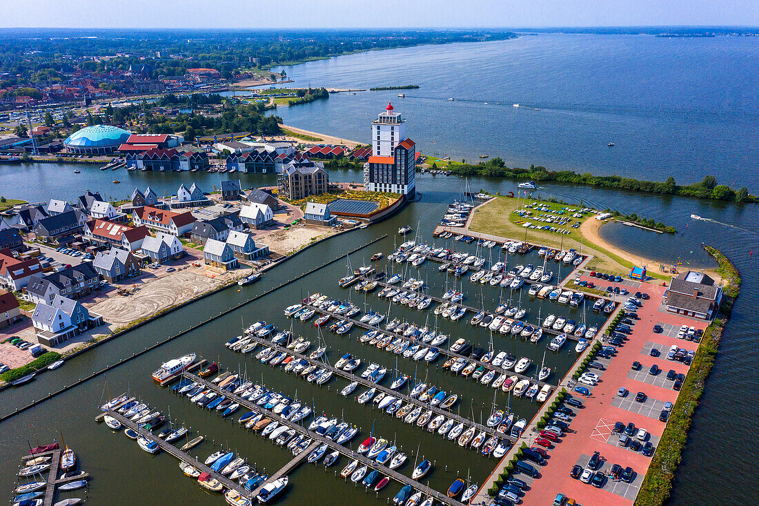 Europa,Niederlande. Harderwijk. Veluwemeer. Bootsbrücke. Aquädukt Wasserbrücke