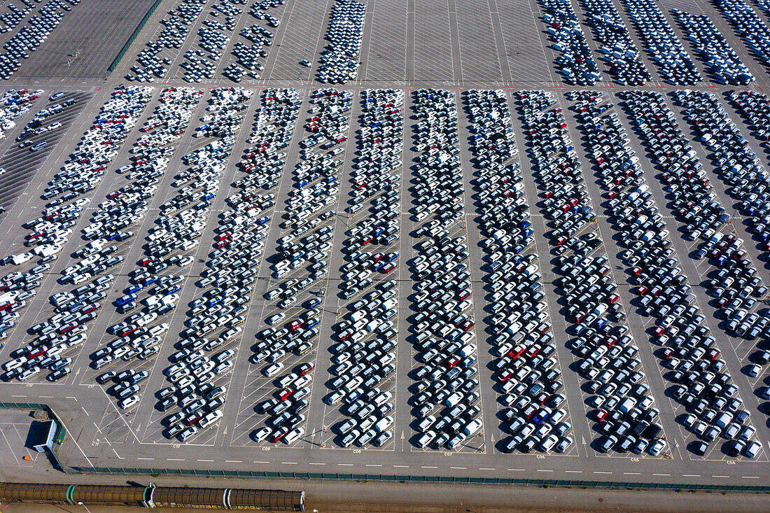 Europa, Skandinavien, Schweden. Schonen. Malmoe. Hafen,Autos