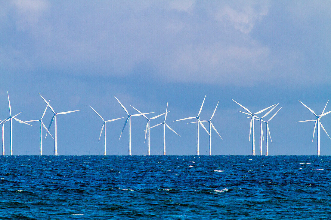 Europa,Skandinavien,Schweden. Skanien.  Halbinsel Falsterbo. Off-Shore-Windkraftanlagen