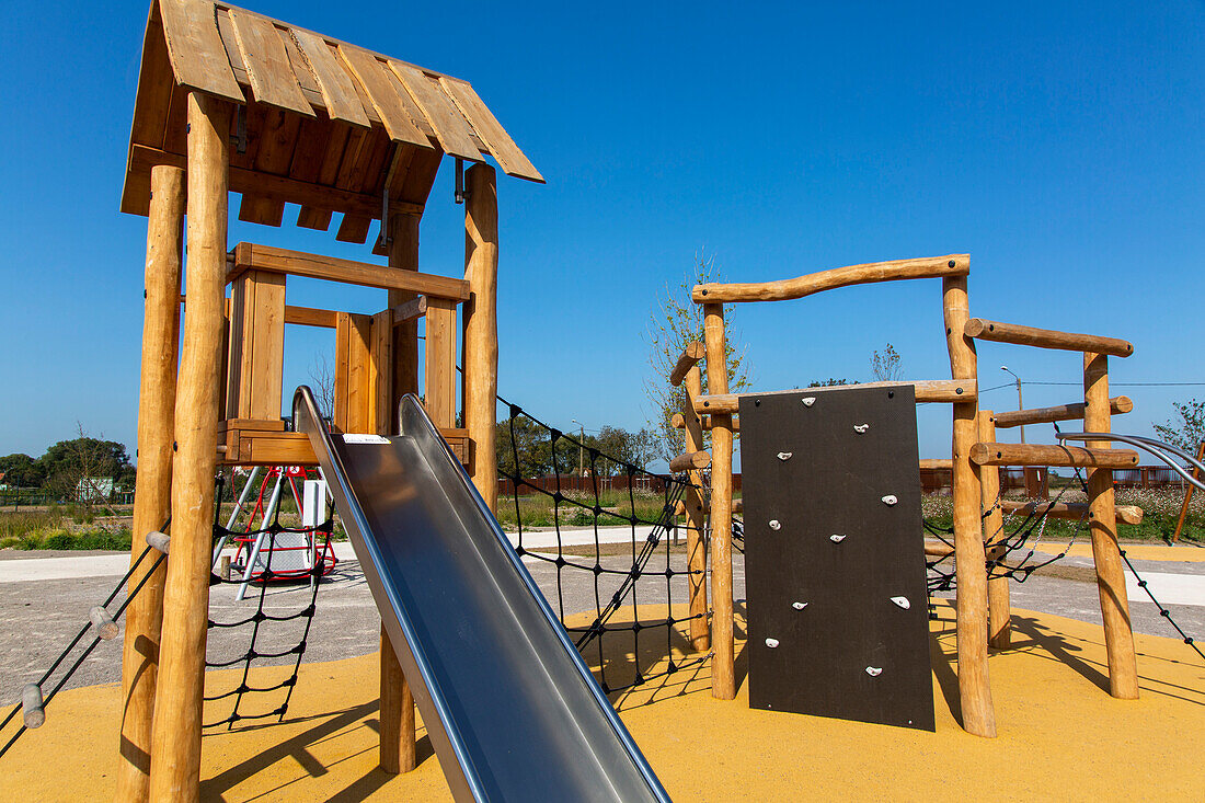 Playground equipment