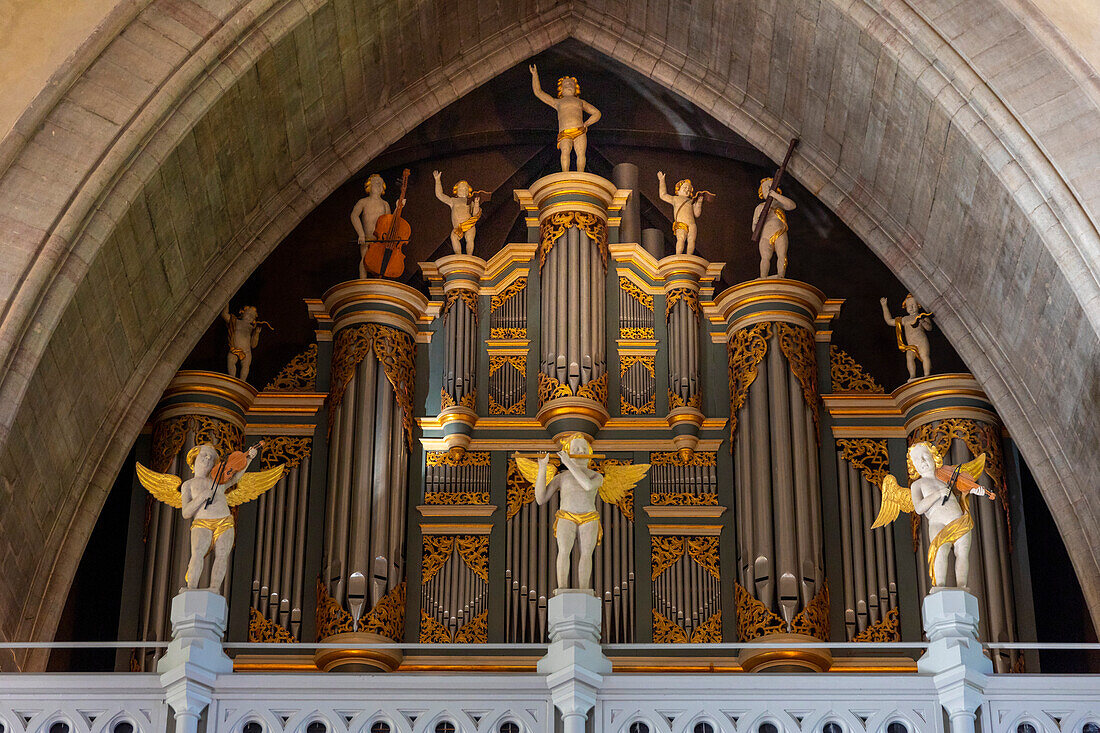 Europe,Sweden,Ostergotland County,Linkoeping. Linkoeping cathedral