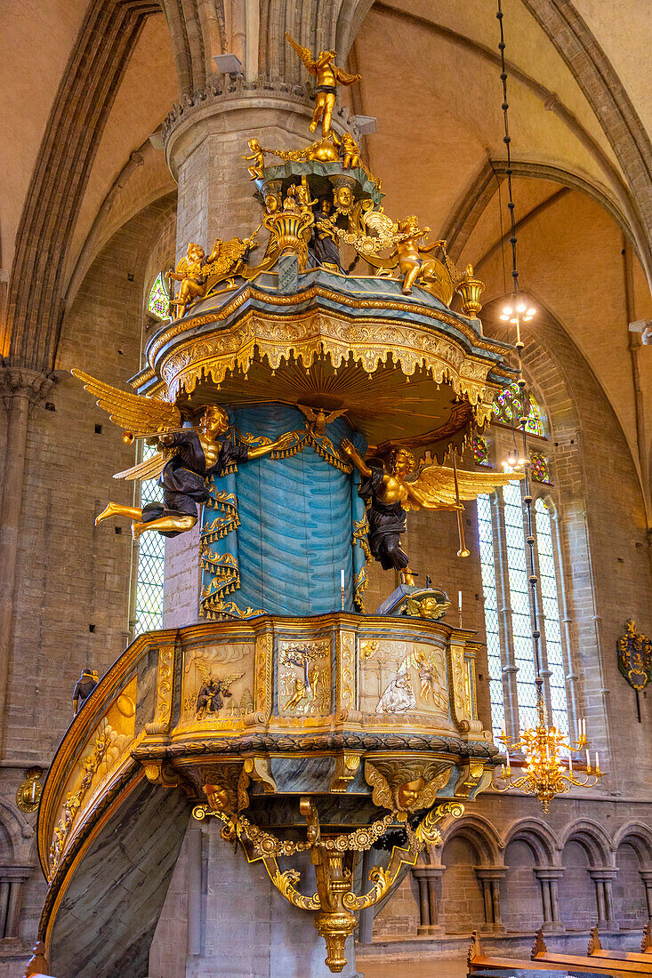 Europe,Sweden,Ostergotland County,Linkoeping. Linkoeping cathedral