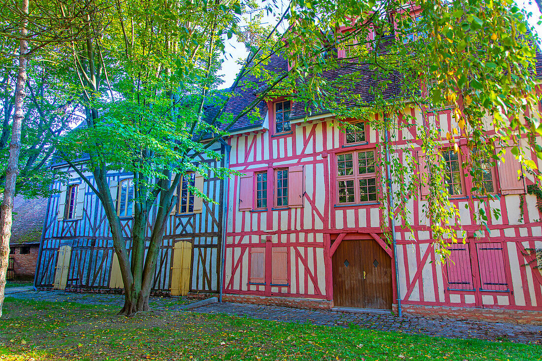 Frankreich,Grand Est,Aube,Troyes. Fassade eines Fachwerkhauses im Stadtzentrum