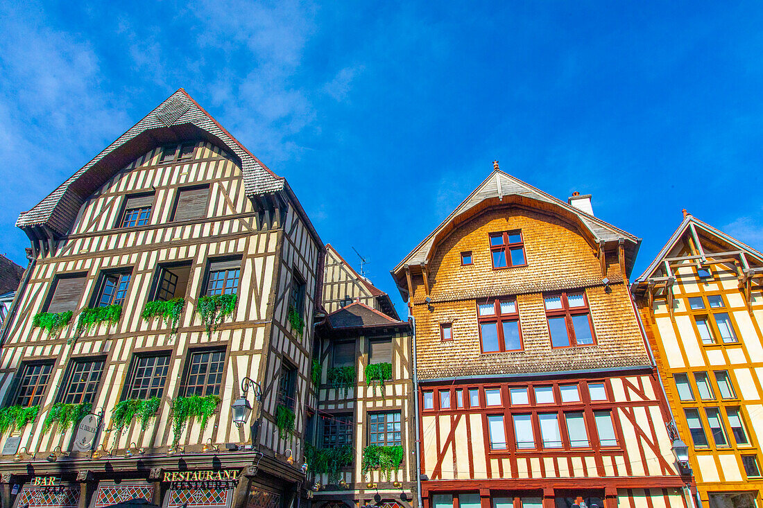 Frankreich,Grand Est,Aube,Troyes. Fassade eines Fachwerkhauses im Stadtzentrum