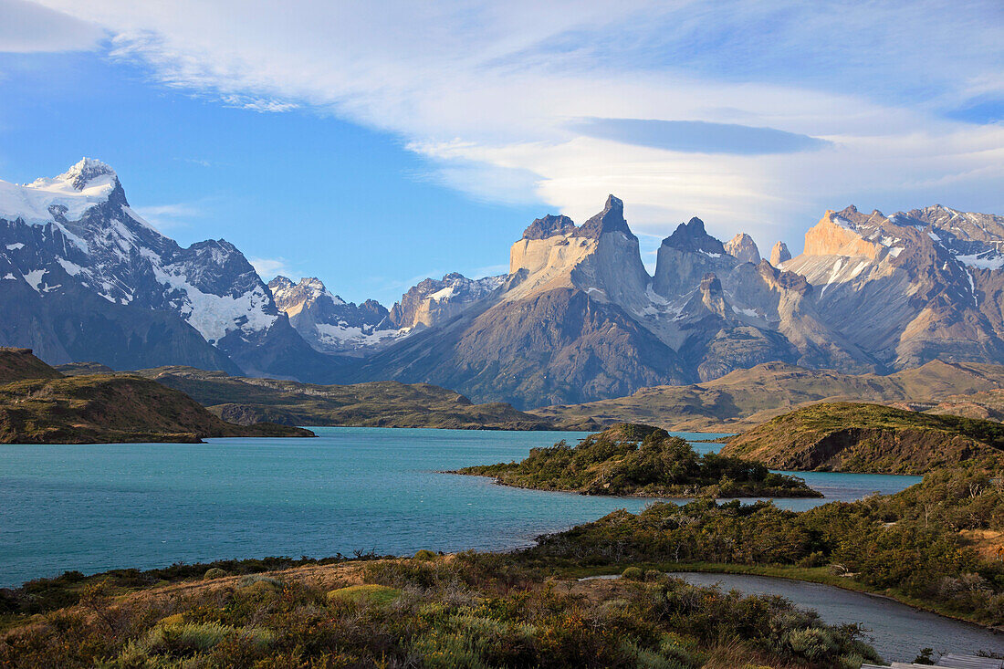 Chile,Magallanes,Torres del Paine,national park,Cuernos del Paine,Lago Pehoe,