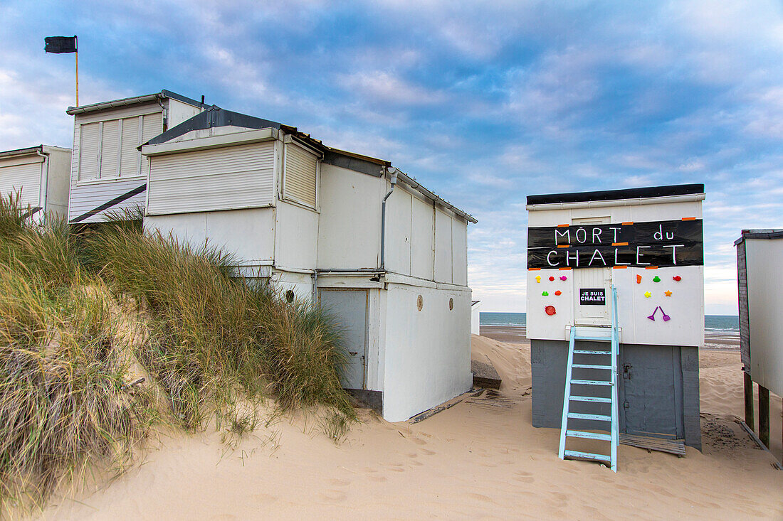 Frankreich,Opalküste,Pas de Calais,Sangatte,die Chalets von Bleriot-Plage warten auf ihre Zerstörung