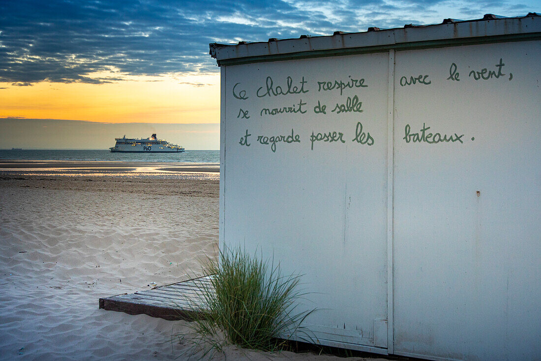 Frankreich,Opalküste,Pas de Calais,Sangatte,die Chalets von Bleriot-Plage warten auf ihre Zerstörung