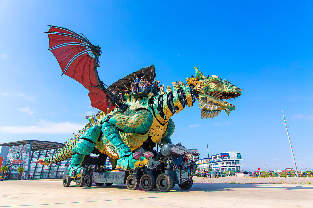 France,Calais,the dragon on the dike of Calais