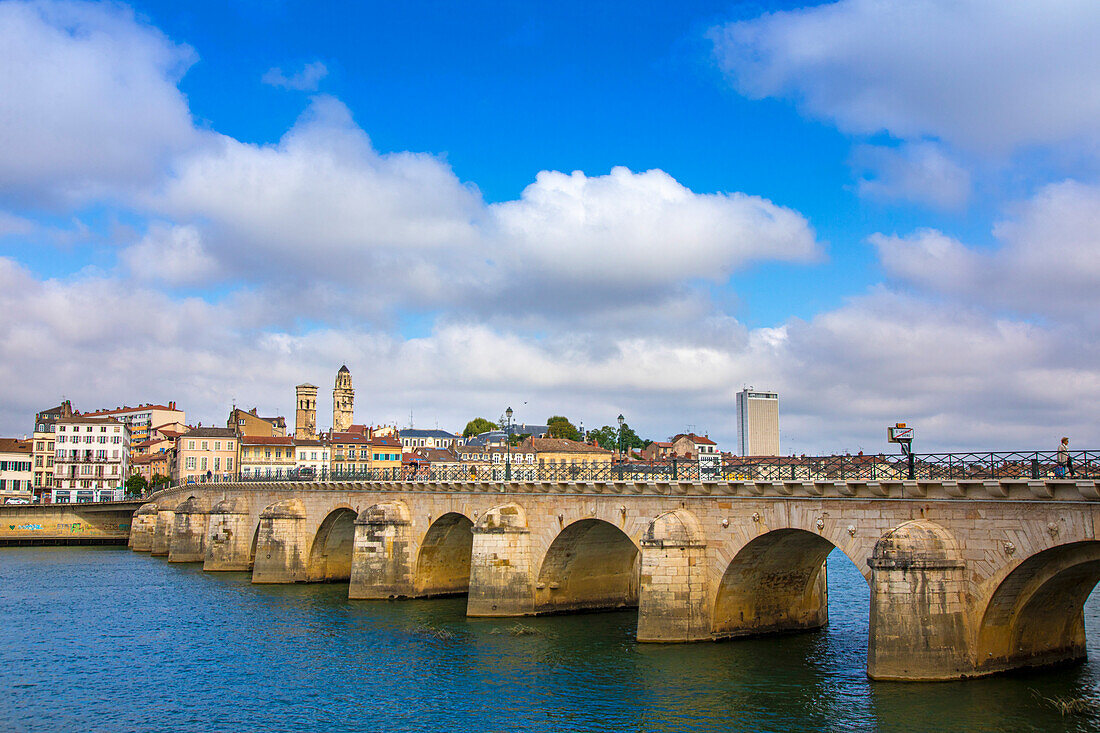 France,Saone-et-Loire,Mâcon. Saint-Laurent bridge