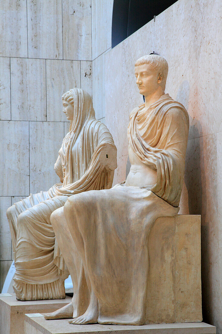 Spanien,Madrid,Archäologisches Museum,Statuen von Livia und Tiberius