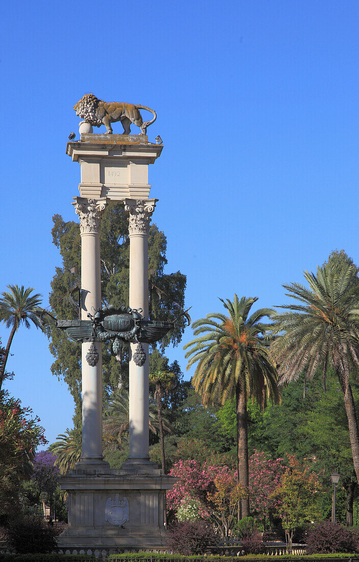 Spain,Andalusia,Seville,Jardines de Murillo,Cristobal Colon Monument