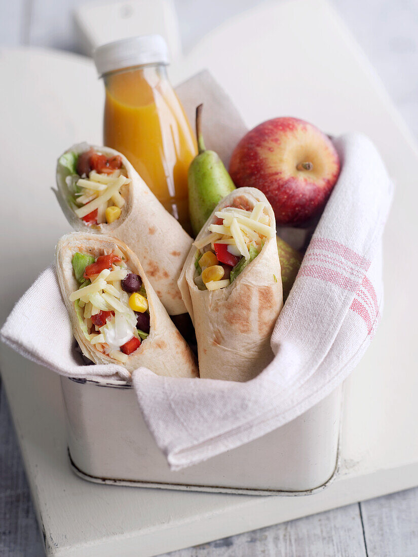 Wraps with vegetables and cheese