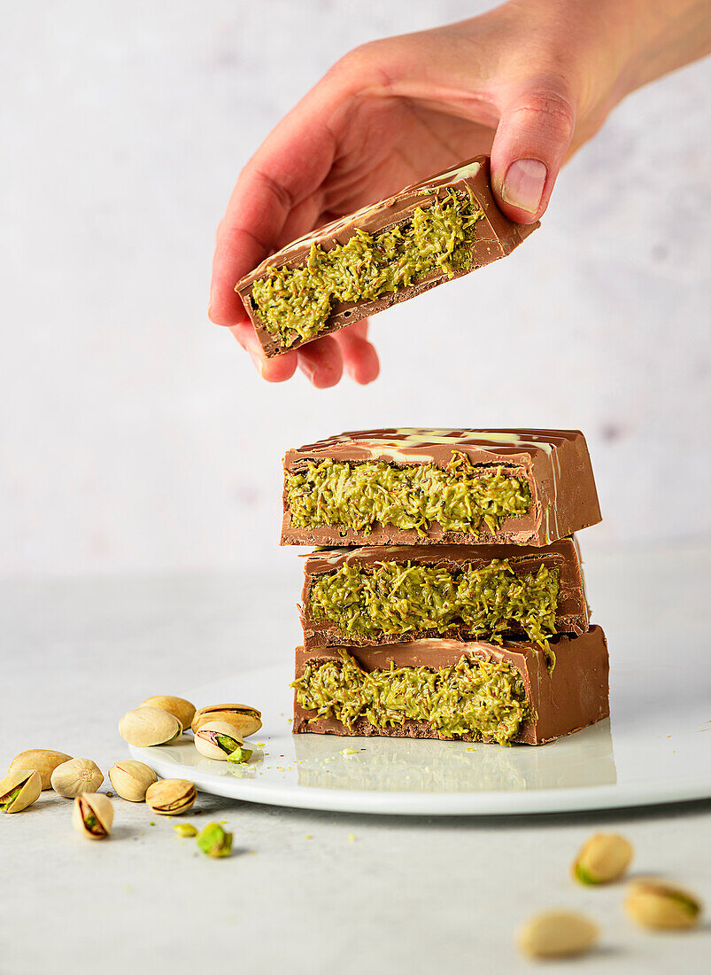 Dubai chocolate with pistachio cream